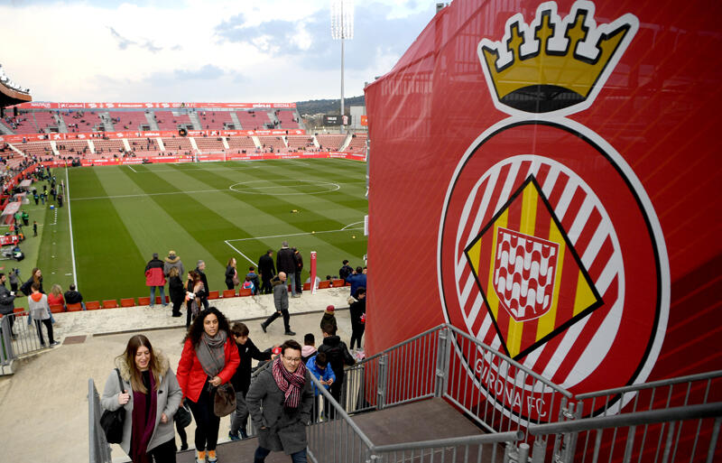 ファン投票でデザインが決定 スペイン2部のジローナが新エンブレムを発表 超ワールドサッカー