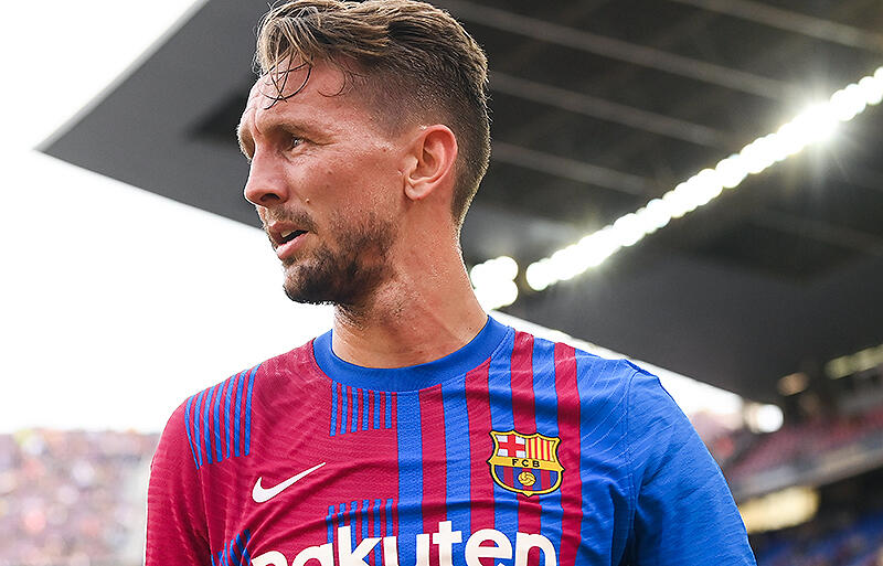 セビージャ バルサで構想外のl デ ヨングの今冬復帰を受け入れか 超ワールドサッカー