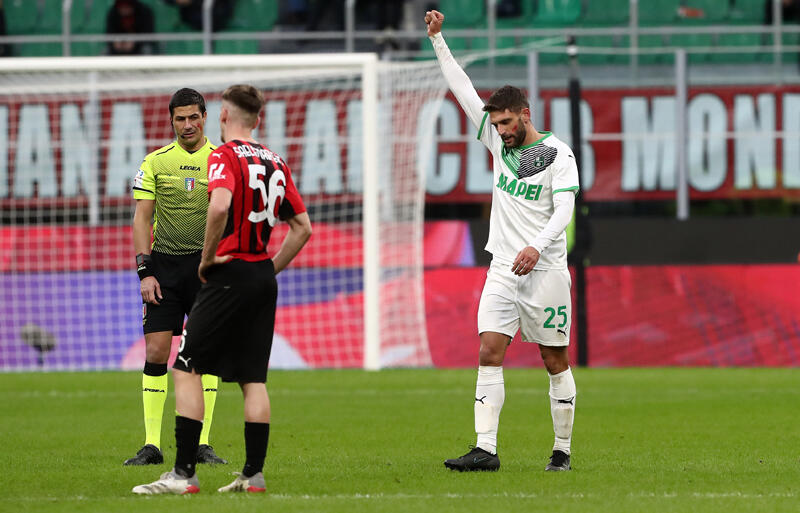 ミランがサッスオーロに逆転負けで2連敗 ロマニョーリは先制弾も退場 セリエa 超ワールドサッカー