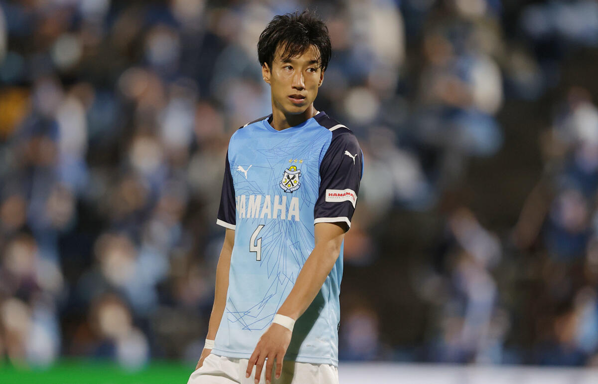チーム全員で J2優勝の磐田fw大津祐樹がトロフィーリフトの制度に提言 扇原貴宏も反応 めちゃくちゃ賛成 超ワールドサッカー