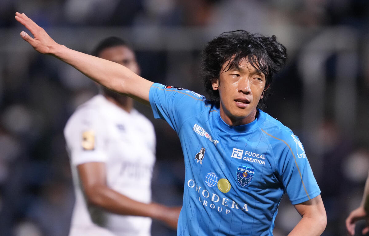 中村俊輔は来季も横浜fcでプレー 今季はj1で12試合出場 超ワールドサッカー