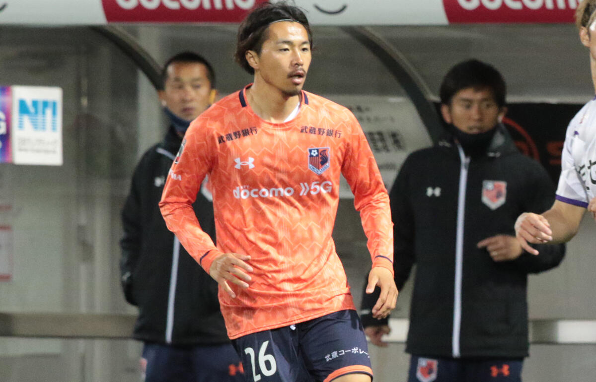 再起を誓う大宮 攻撃を司ったmf小島幹敏やmf菊地俊介 Df西村慧祐が契約更新 超ワールドサッカー