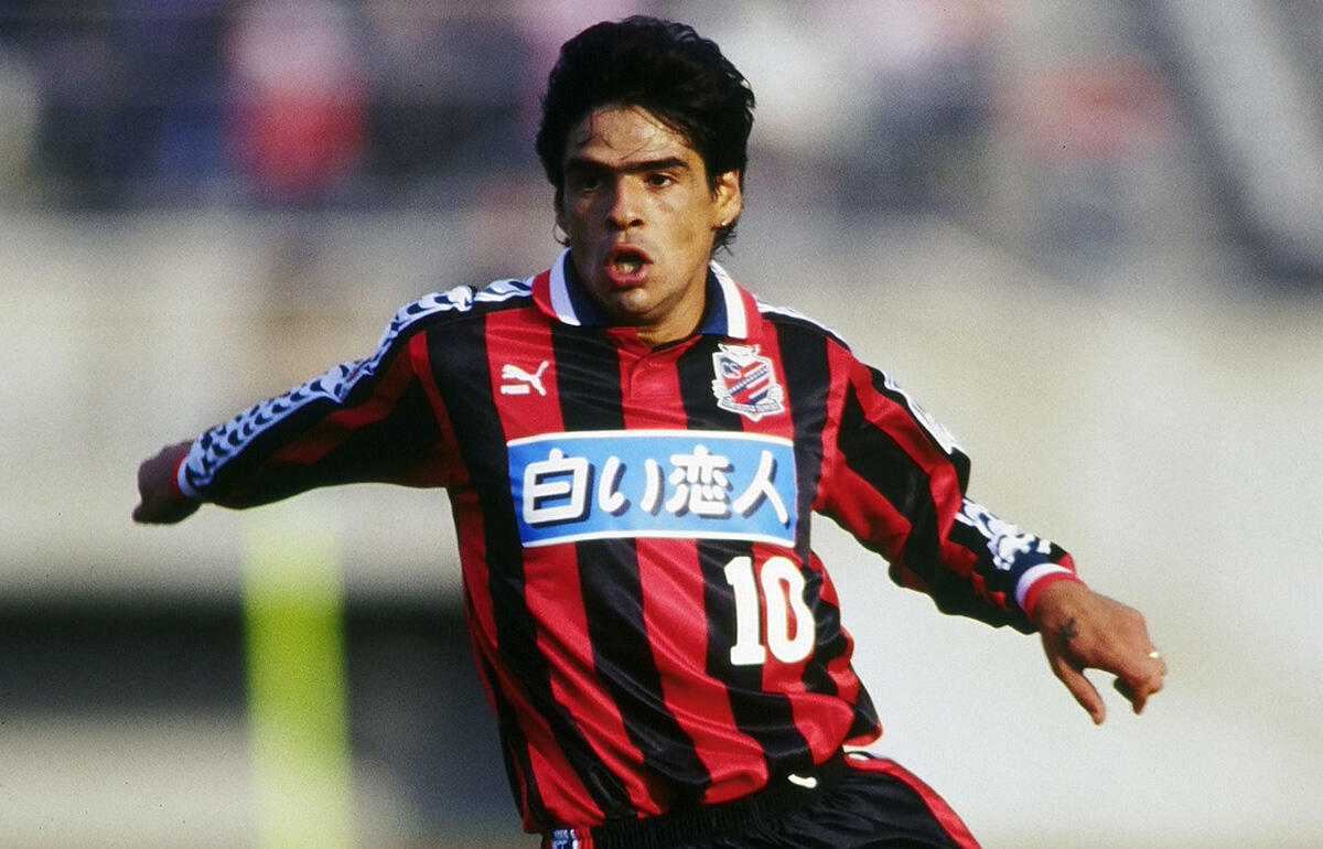 J昇格請負人だったウーゴ マラドーナの訃報 六川亨の日本サッカー見聞録 超ワールドサッカー