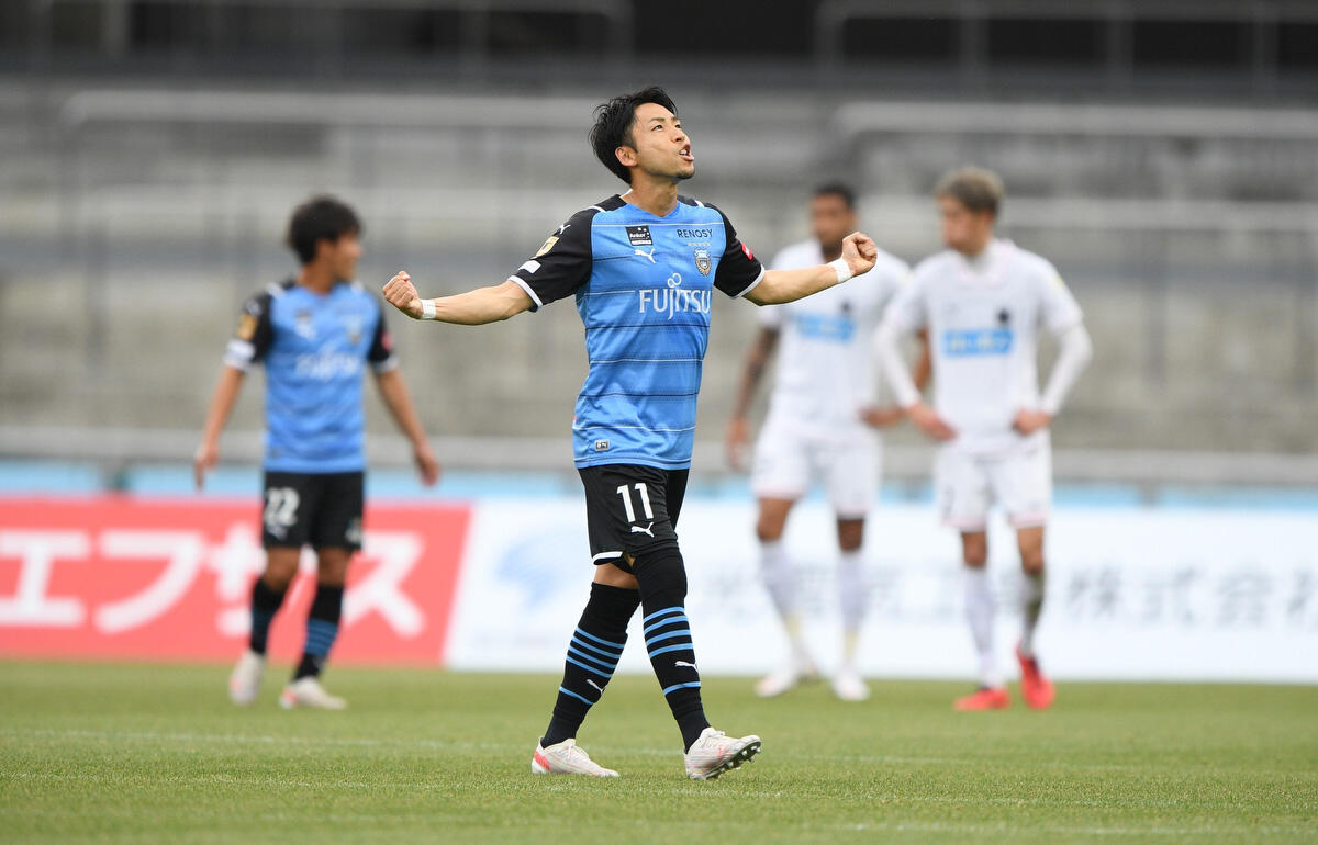 川崎フロンターレ 小林悠 トレーニングマッチユニフォーム - サッカー 