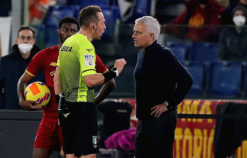 モウリーニョ監督に2試合のベンチ入り禁止処分 ヴェローナ戦主審にカルチョポリ揶揄する侮辱行為 超ワールドサッカー
