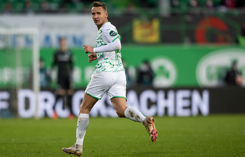 ウニオン グロイター フュルトmfセギンをフリーで獲得 超ワールドサッカー