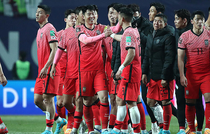 韓国がイラン撃破で首位浮上 Uae敗戦でpo争いは3チームの争いに カタールw杯アジア最終予選 超ワールドサッカー