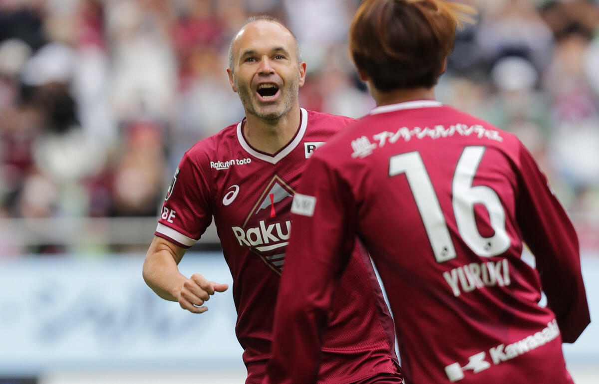 バルセロナ イニエスタ 退団記念ユニフォーム infinit8Iniesta ♾️-