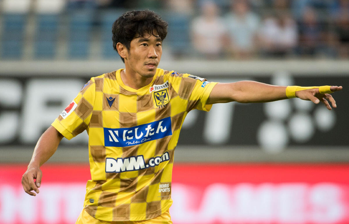 香川真司がサウナでリフレッシュ カルバン クラインのパンツ1枚でシャワーを浴びる姿も サービスショットありがとうございます 超ワールドサッカー
