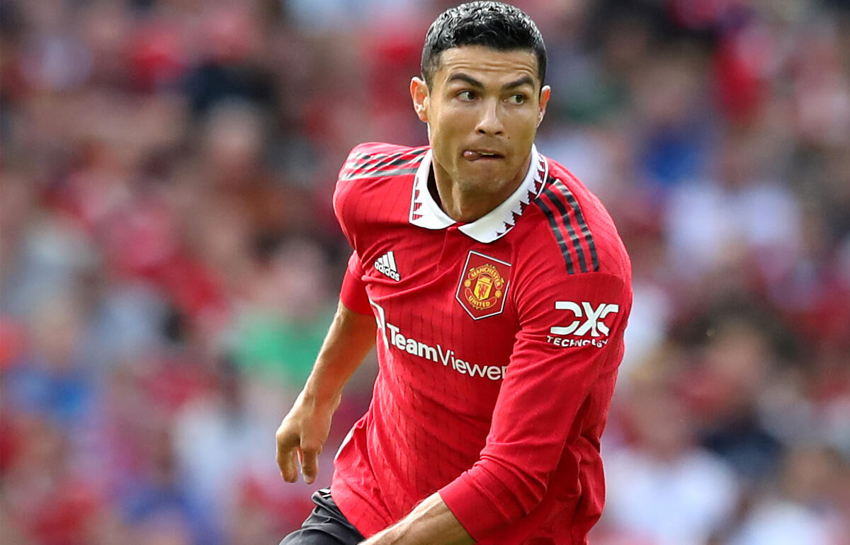 去就注目のc ロナウド 開幕を前に新シーズンの相棒スパイクを披露 超ワールドサッカー