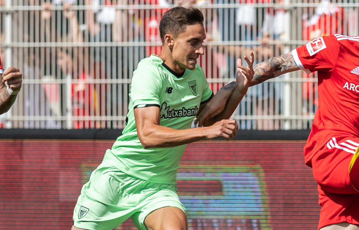 アスレティックdfペトシャロマン ピケが代表務める2部のfcアンドラへレンタル移籍 超ワールドサッカー