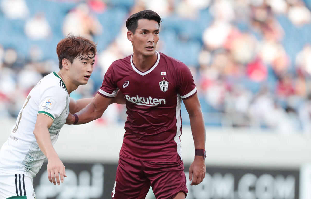 あなたなら何と入れる エンターテナー 槙野智章が新たなファンサービス 一言tシャツが大喜利状態 超ワールドサッカー