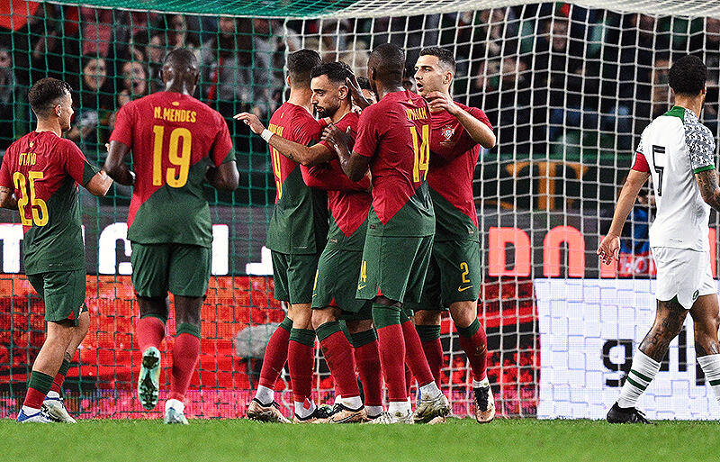 ポルトガルが4発快勝でw杯へ モロッコではツィエクが圧巻ロングシュート弾 国際親善試合 超ワールドサッカー