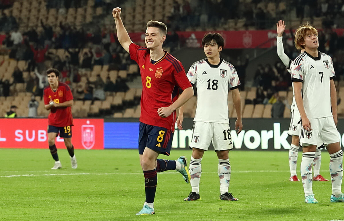 U 21日本代表 後半の2失点で強豪スペインに完敗 欧州遠征 超ワールドサッカー