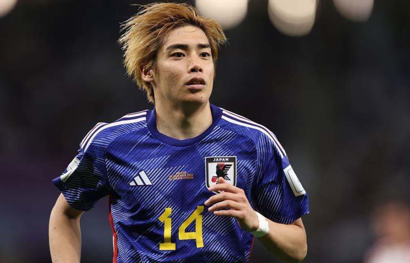サッカー日本代表 プレーヤーズアクリルスタンド 伊東純也 未開封 