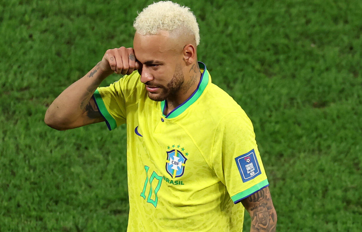 カタールW杯ではベスト8で敗退し涙するネイマール