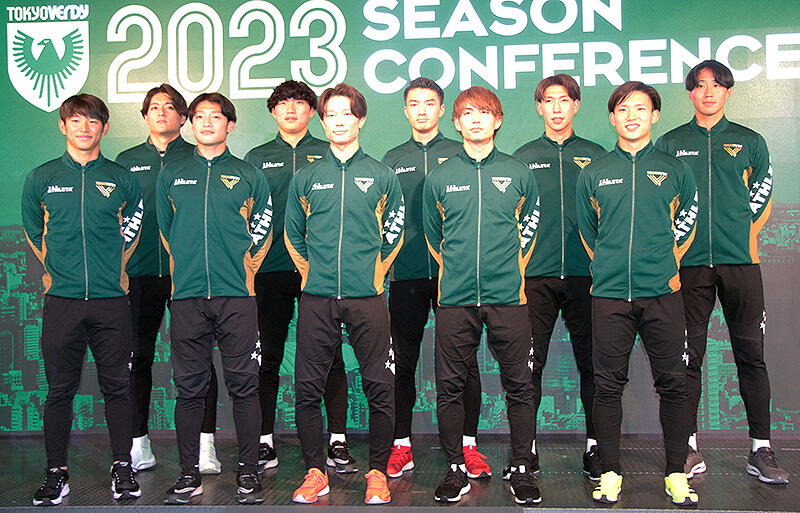 東京ヴェルディが2023シーズンの新体制発表会見を実施