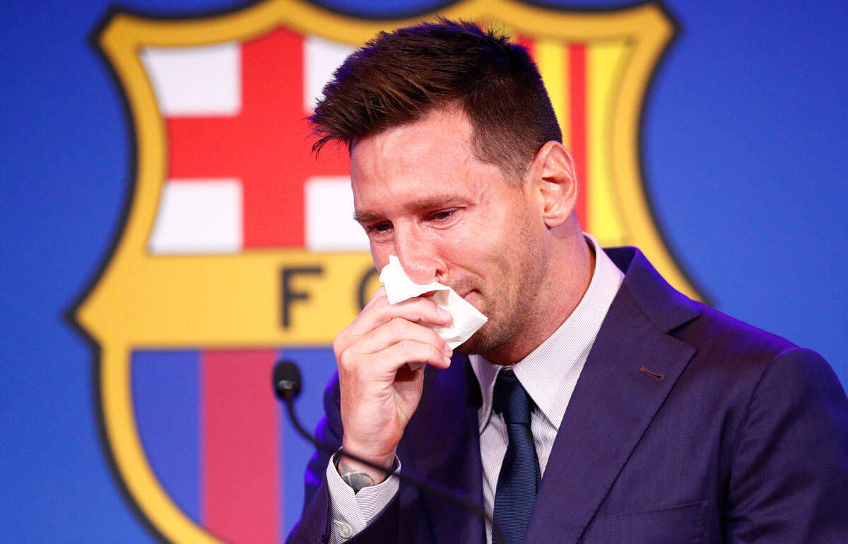 メッシはバルサ最後の日に涙を流していたが…