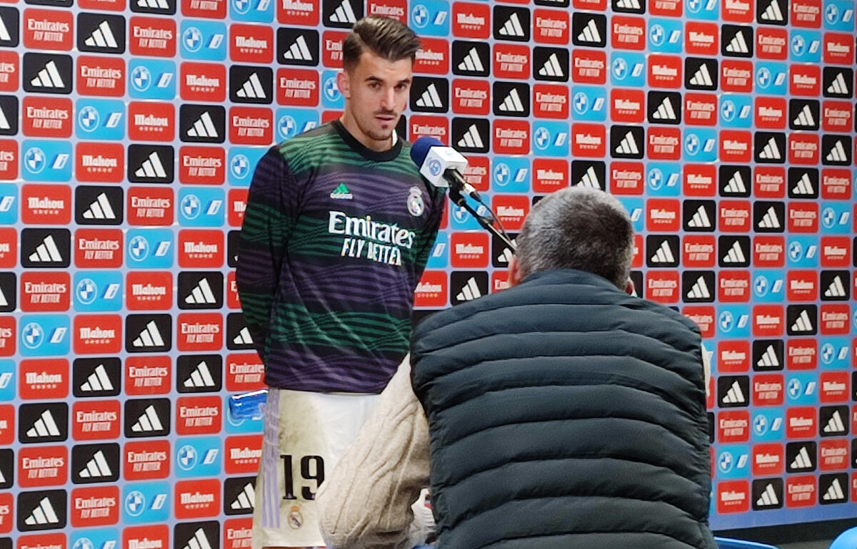  退場を免れたセバージョス[写真＝原ゆみこ]