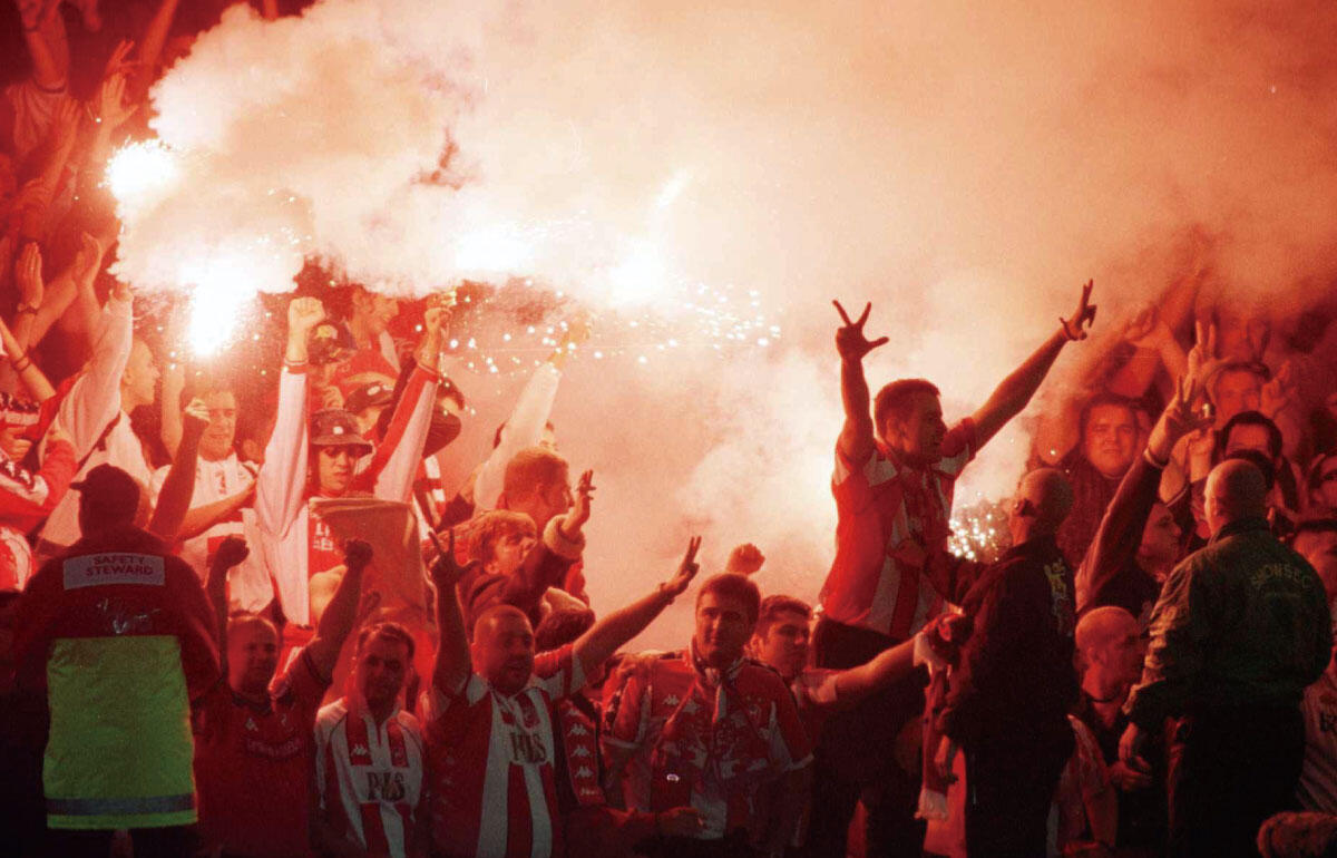 世界一過激と言われるレッドスターサポーター。そのぶん愛も大きい。