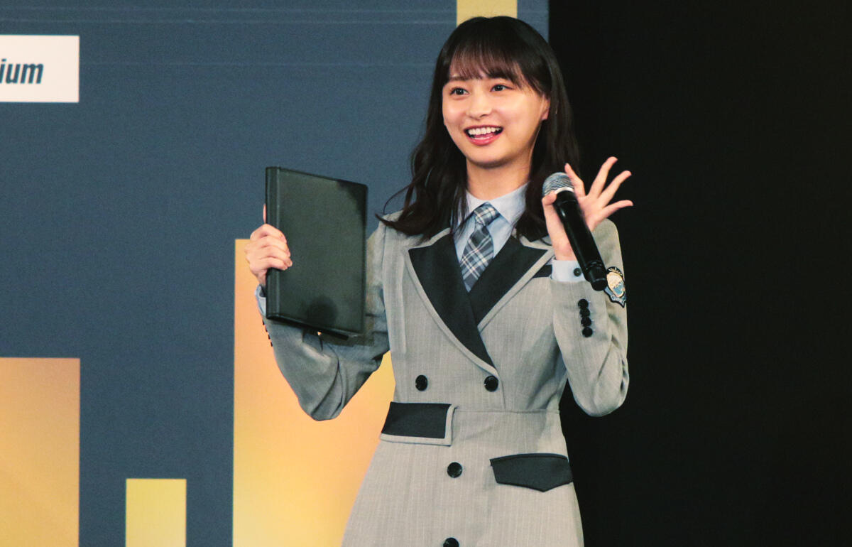 日向坂46の影山優佳さんの可愛さが話題！日本代表ユニで果敢に