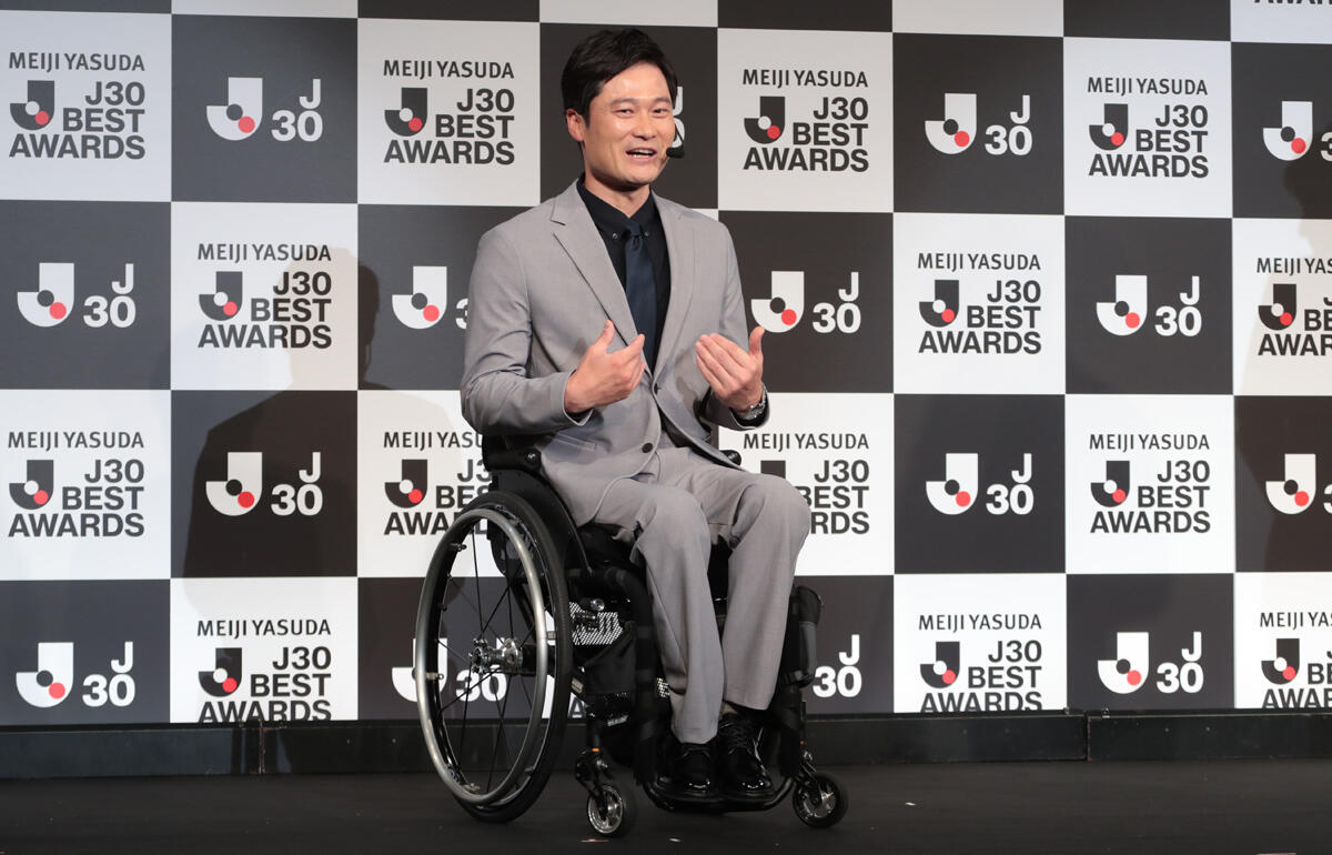 「車椅子になった直後だった」国民栄誉賞、元車椅子テニスの国枝慎吾氏がJリーグ開幕との意外なエピソードを明かす「勇気をもらえた覚えが」