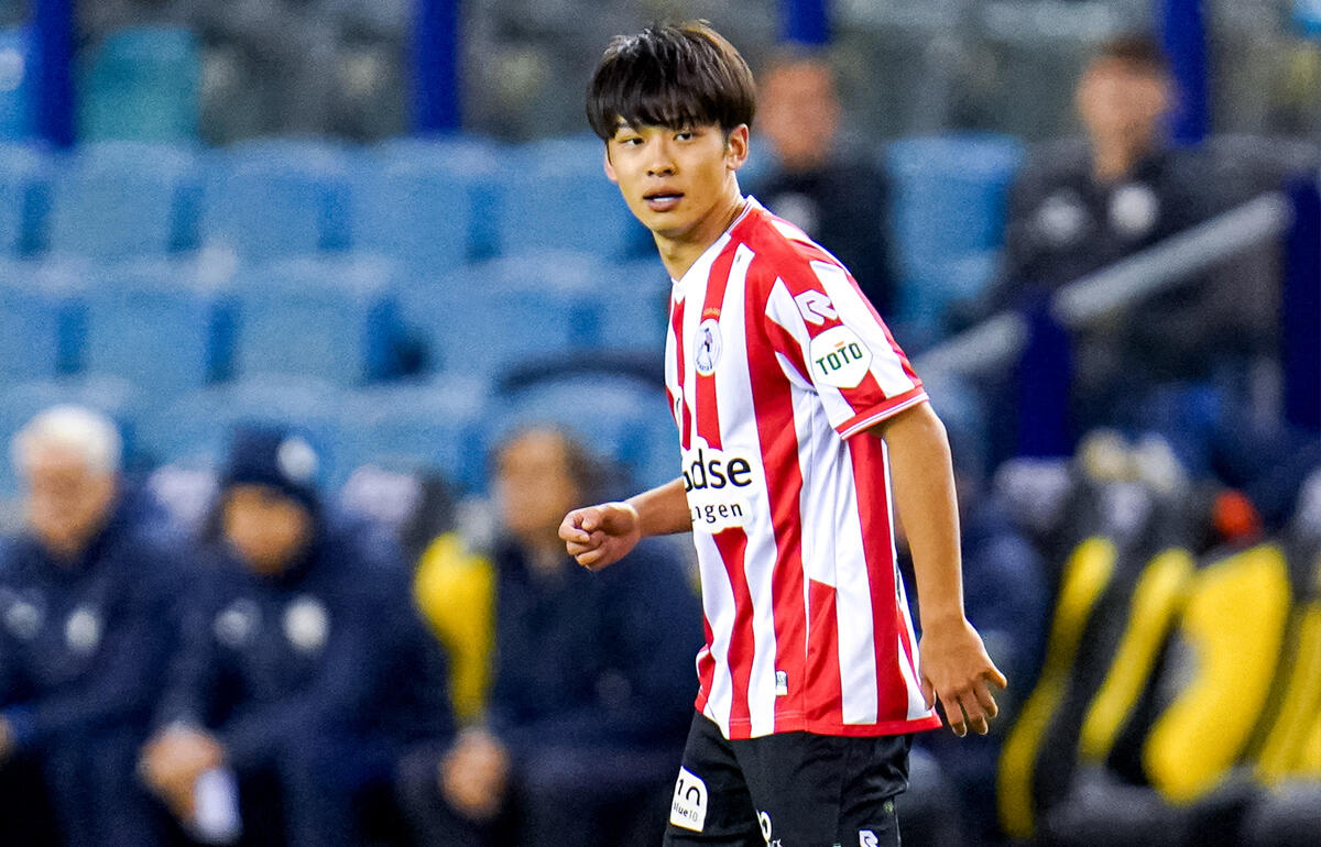 パリ五輪世代、スパルタの斉藤光毅が今季5得点目！チームメイトとの