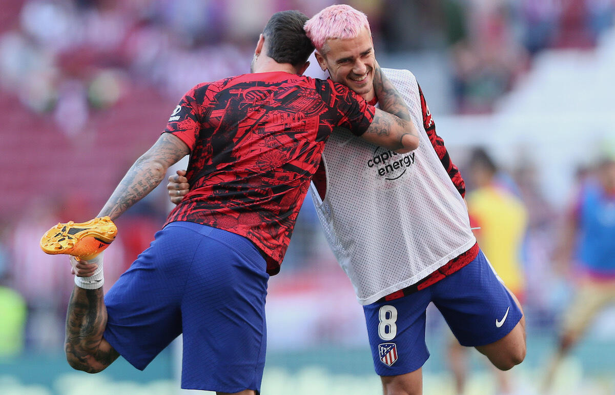 グリーズマン(右)は以前青髪に挑戦