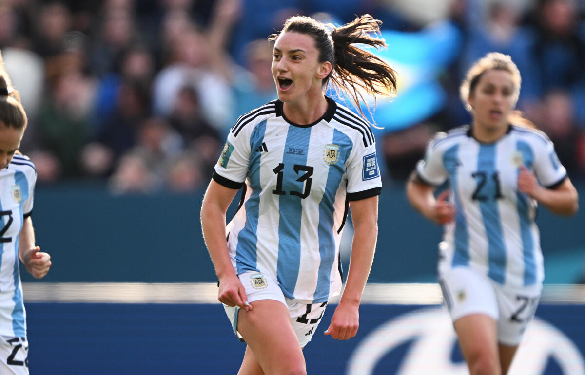 女子W杯でゴールを決めたソフィア・ブラウン