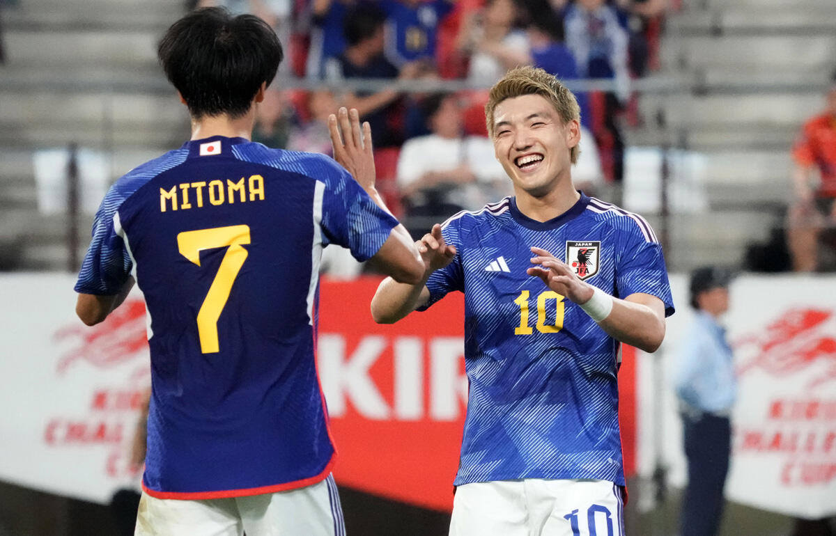 日本代表サッカーシャツ MAEZONO 7 Kemari87 KISHISPO / アディダス サッカー日本代表 2024 ホーム