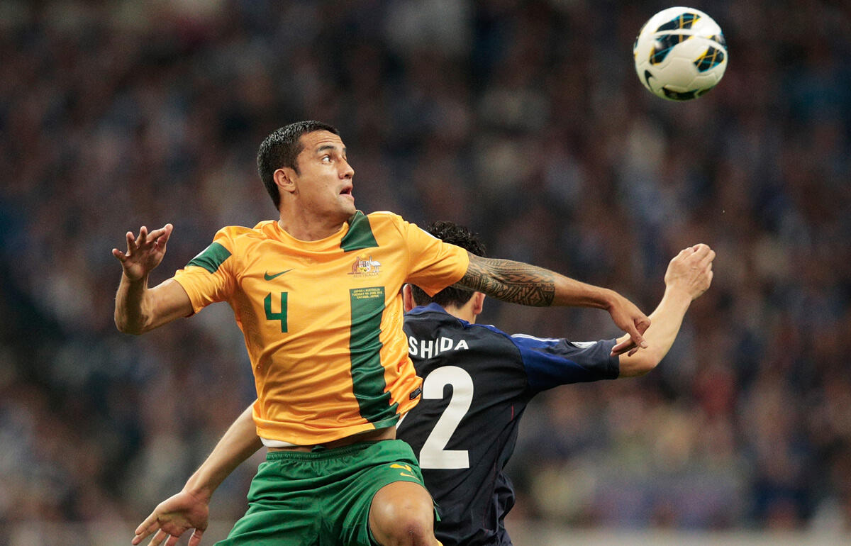 父親のティム・ケイヒルはオーストラリア代表として幾度も日本代表の前に立ちはだかった