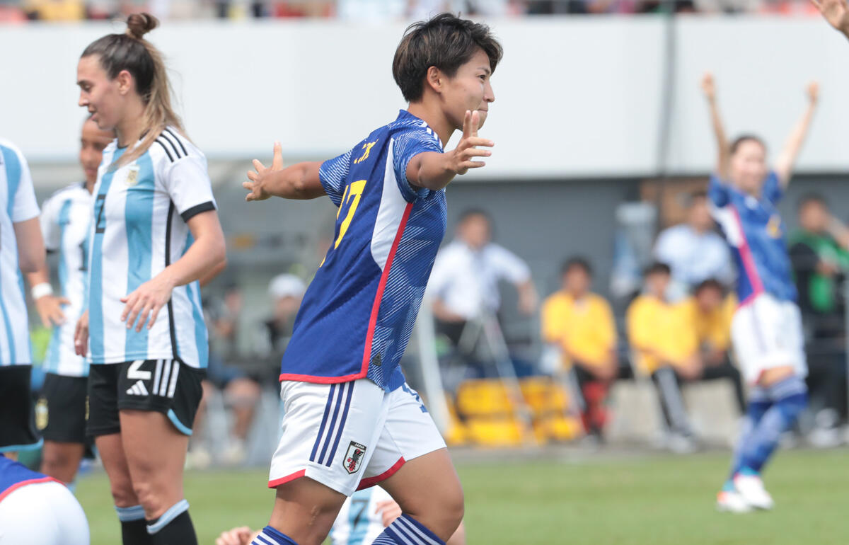 後半から出場し2ゴールと結果を残した清家貴子