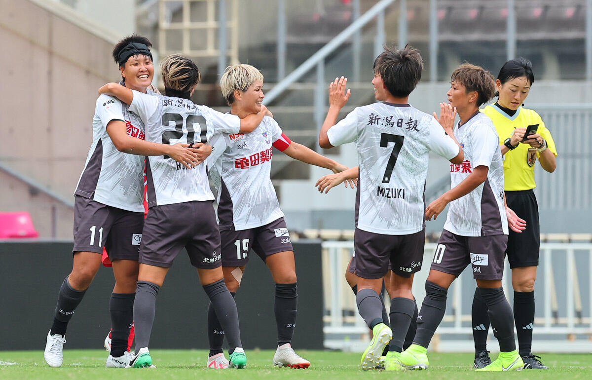 S広島RとのWEリーグカップ決勝に駒を進めた新潟L