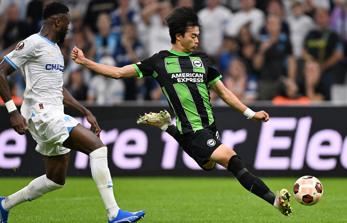 EL初アシストを記録した三笘薫