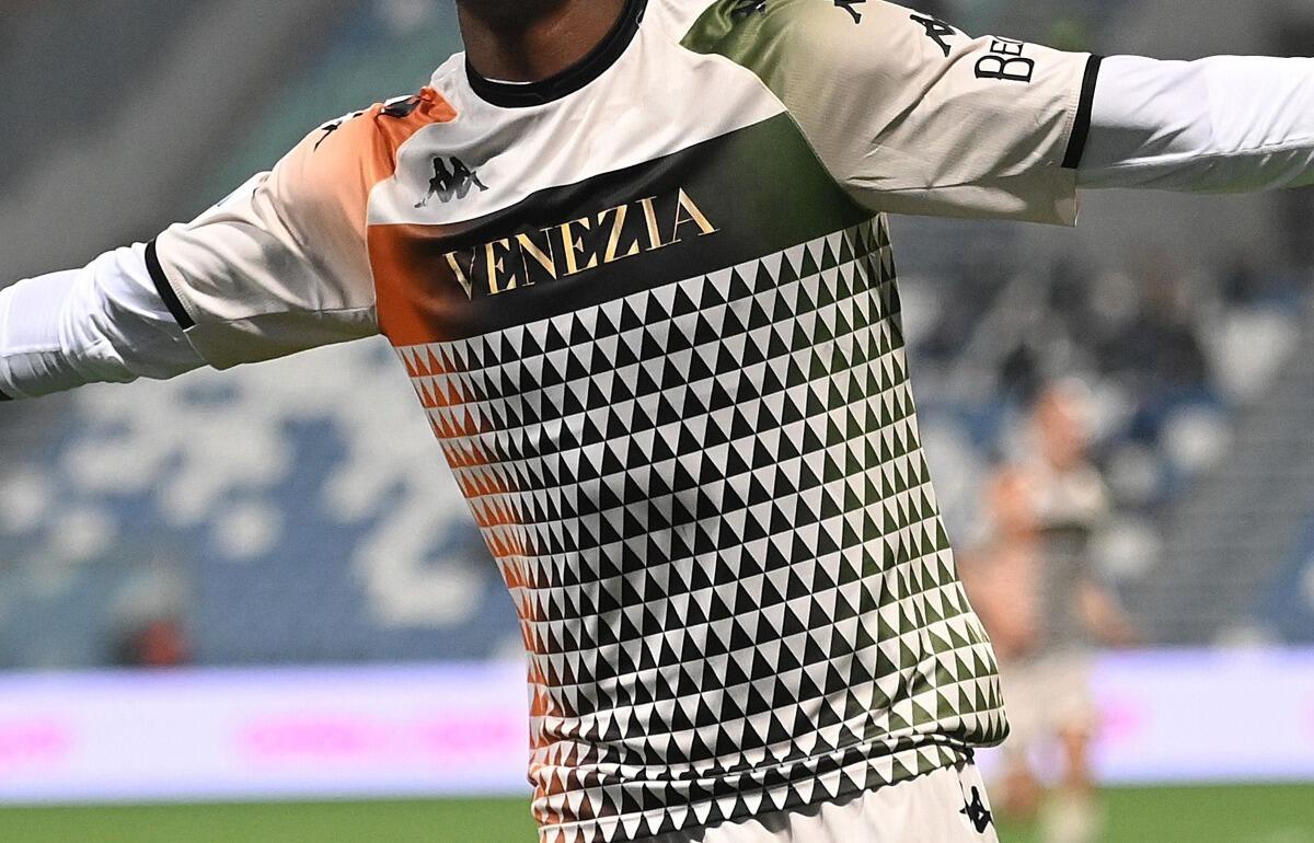 VeneziaFC ヴェネツィアFC 22/23 ホーム ユニフォーム Mサイズ - ウェア