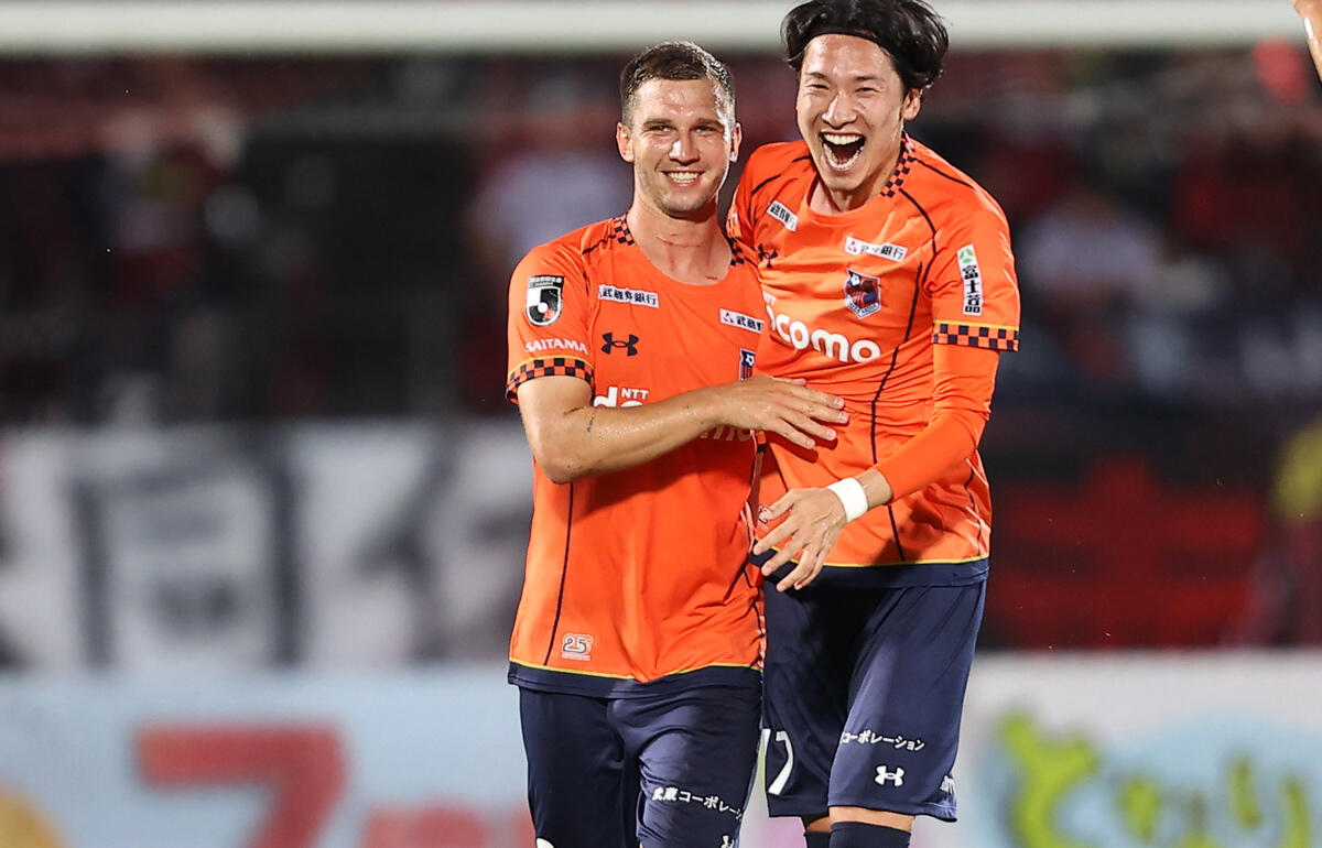 得点源として夏に加入したFWシュヴィルツォクが一時帰国