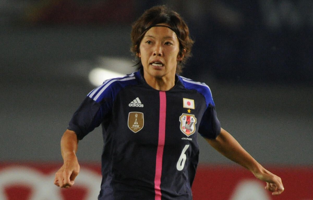 なでしこジャパンの一員としてプレーするMF中野真奈美