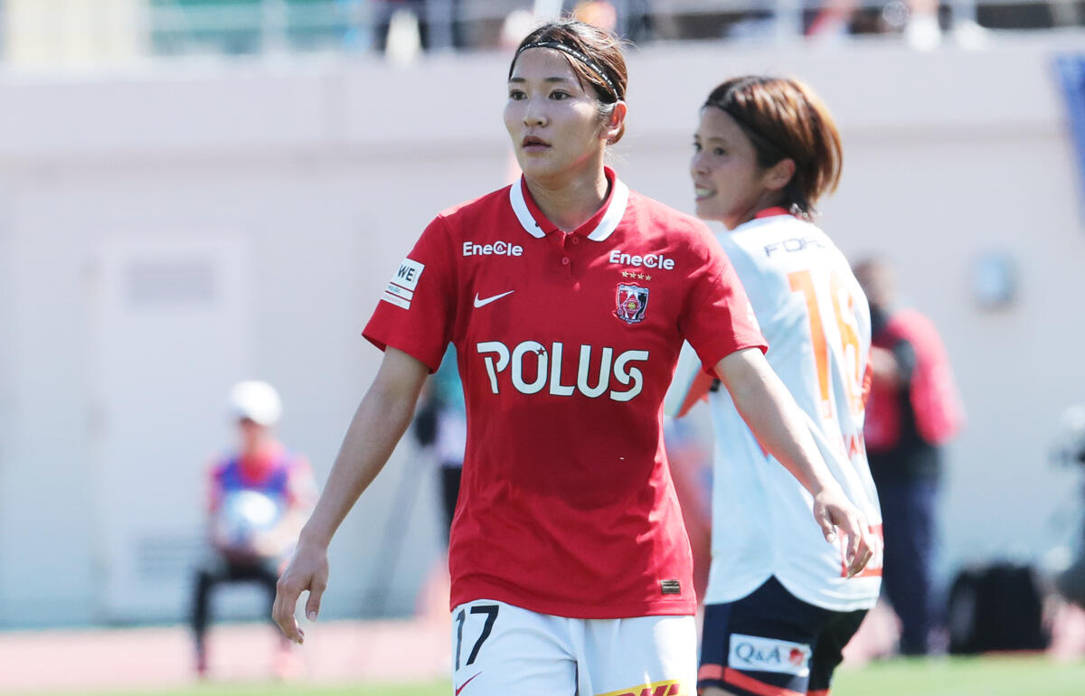 浦和一筋でプレーする遠藤優はサポーターとしても応援