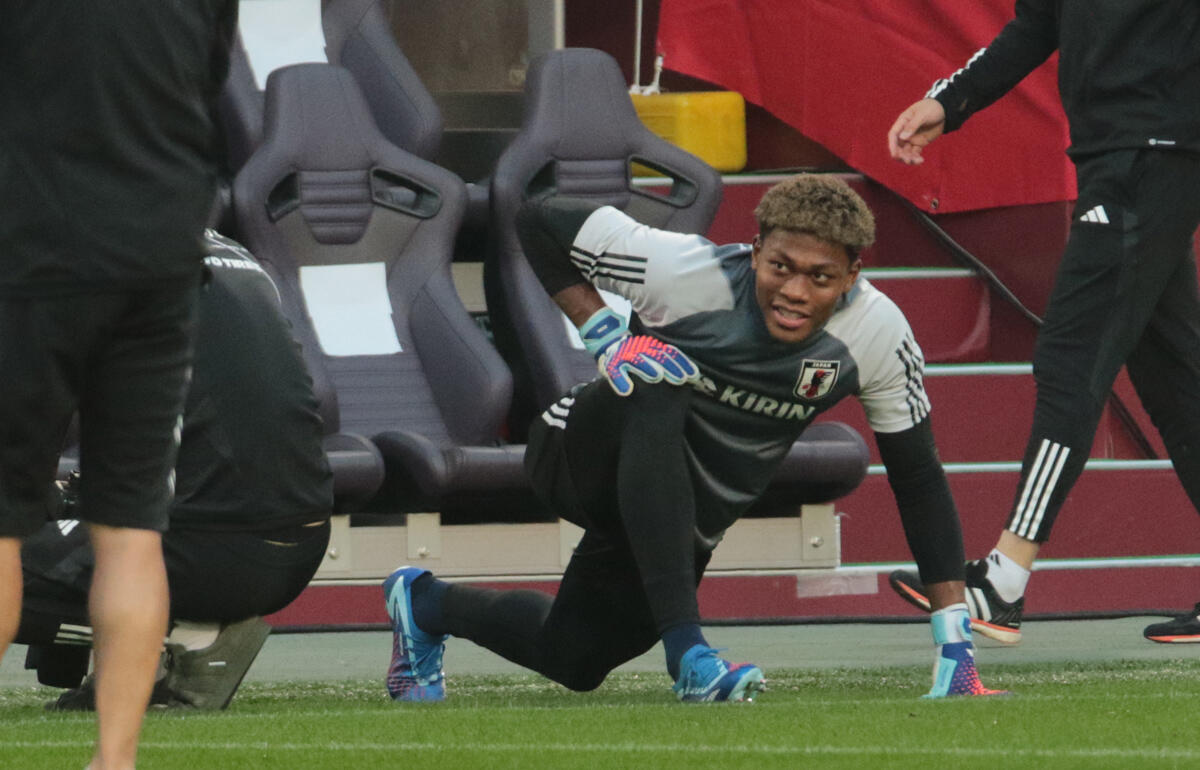 森保監督も起用を明言したGK鈴木彩艶