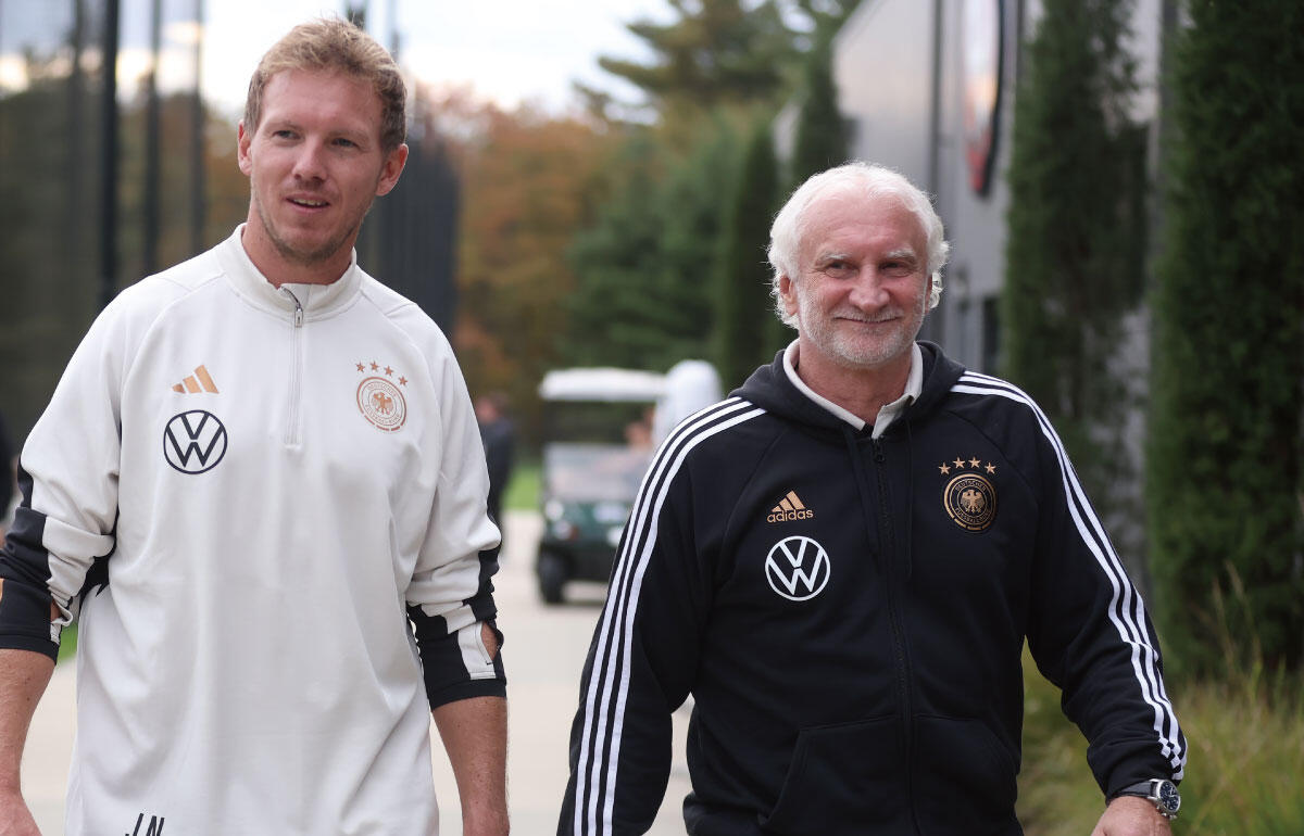 ナーゲルスマン新監督(左) ルディ・フェラーSD(右)