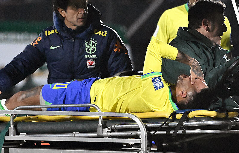 自らの重傷を悟ったネイマール
