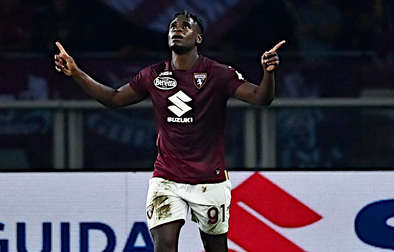 負傷離脱のサパタ