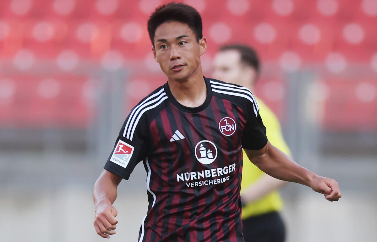 ニュルンベルクでリーグ戦初ゴールを決めた林大地