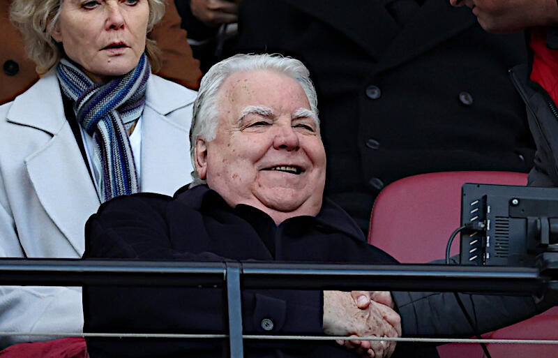 19年間エバートンの会長を務めたビル・ケンライト氏