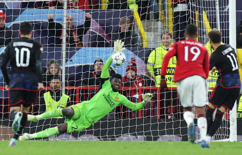 新天地ユナイテッドで批判に晒されるオナナ。CLコペンハーゲン戦では後半ATに殊勲のPKストップ。