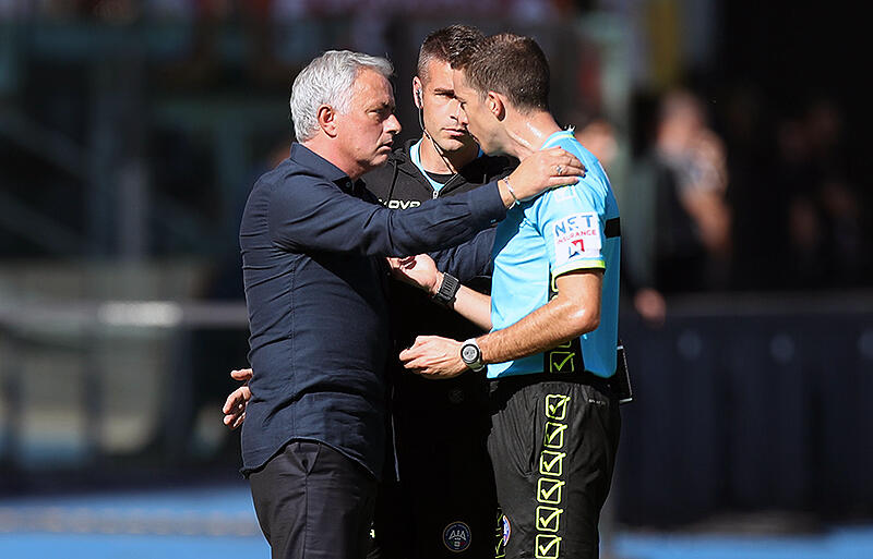 ボールボーイへの要求に厳しいモウリーニョ監督