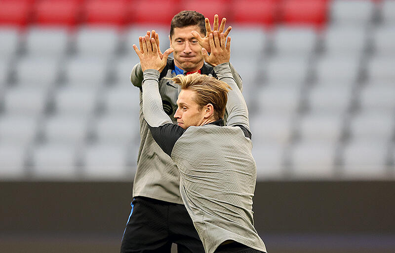 レヴァンドフスキとデ・ヨングの2選手に強行起用の可能性？