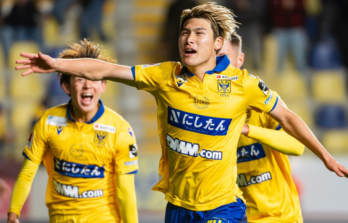 決勝点を挙げたシント＝トロイデンの日本代表DF橋岡大樹