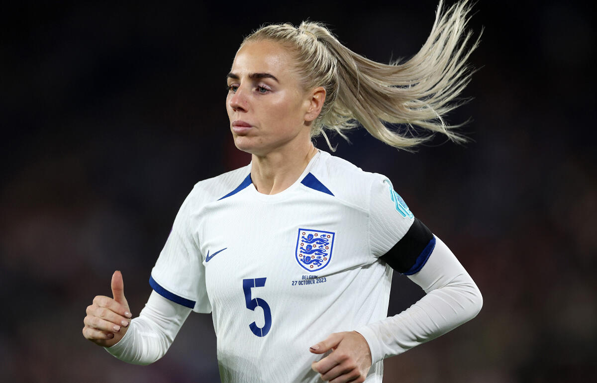 頭部が激突し倒れ込んだグリーンウッド