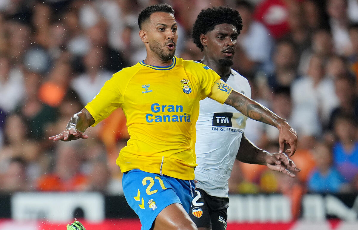 ウソの理由で中東行きが目撃されたビエラ